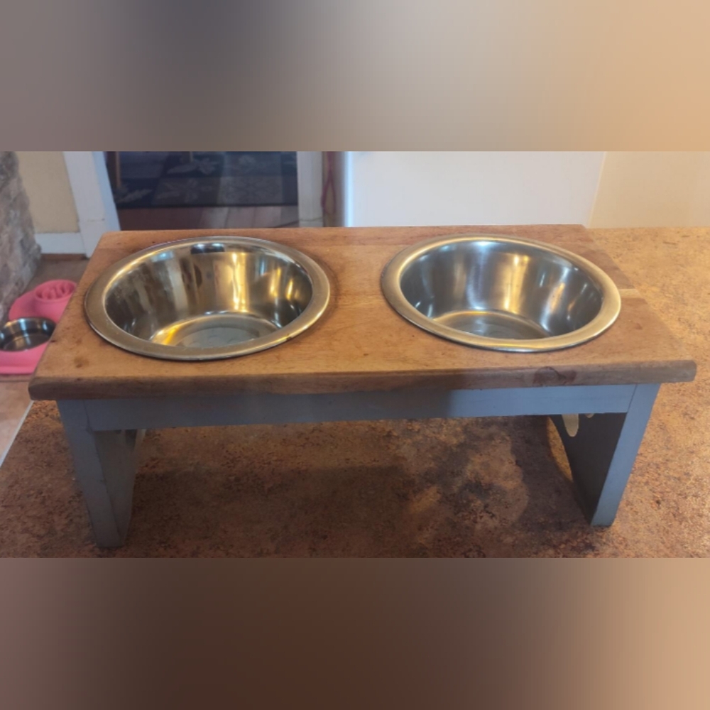 Wooden Elevated Pet Feeder with Stainless Steel Bowls